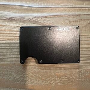 Ridge Black Metal Wallet